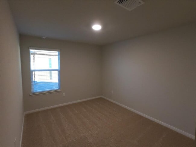 Building Photo - 3025 Tweedy Trail