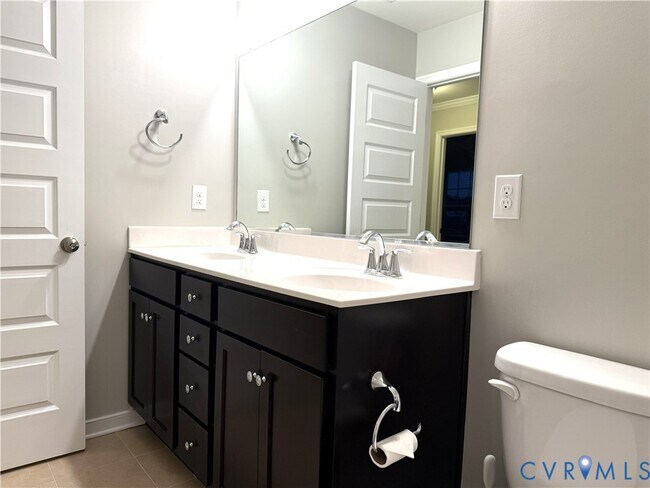 Building Photo - 4018 Tin Roof Way