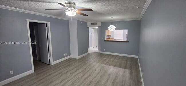 Building Photo - 8750 Royal Palm Blvd