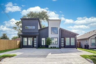 Building Photo - 8502 Safeguard St