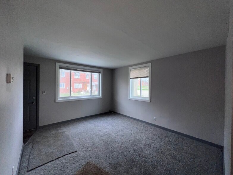 Building Photo - 4501 Bataan Ave