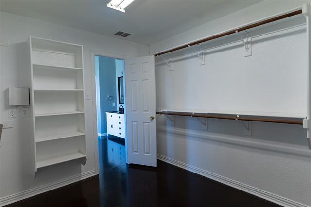 Building Photo - 830 Brittany Way
