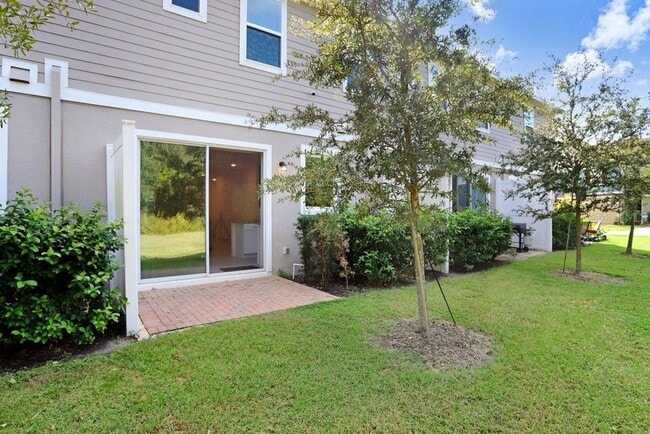 Building Photo - 34155 Cinder Wy