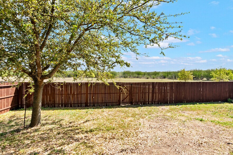Building Photo - 9870 Mulhouse Dr