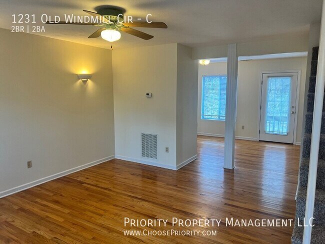 Building Photo - 1231 Old Windmill Cir