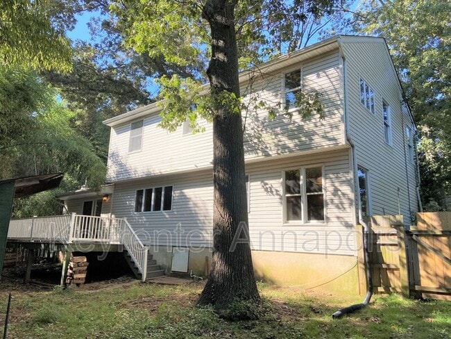 Building Photo - 1161 Green Holly Dr