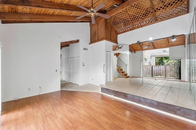 Primary Photo - 8026 SW 22CT-