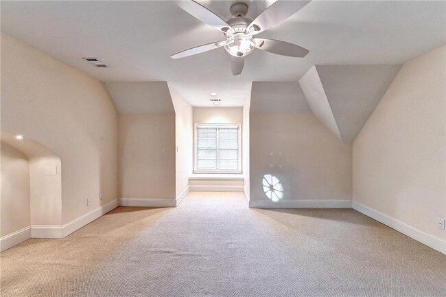 Building Photo - 3871 River Mansion Dr NW