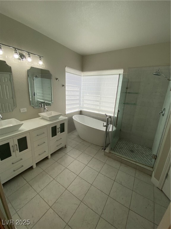 Building Photo - 2225 Warm Walnut Dr