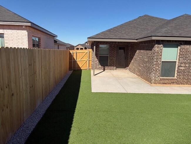 Building Photo - 240 Trailblazer Ln