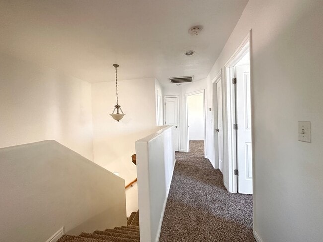 Building Photo - Great Lehi Home Now Available!