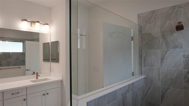 Building Photo - 6629 Fort Pierce Ave