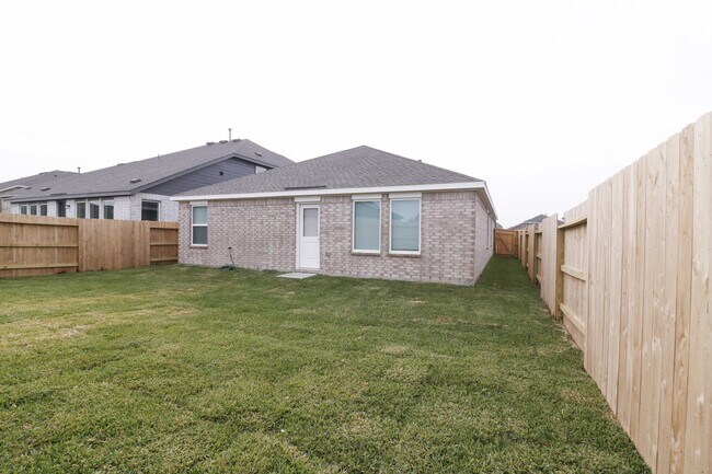 Building Photo - 2511 Night Emerald Dr