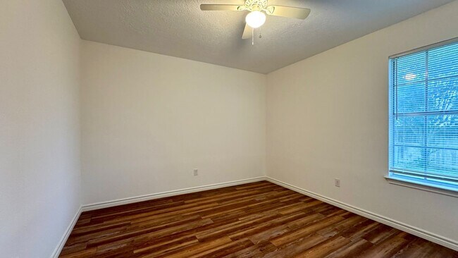 Building Photo - 15027 Winding Black Cherry Ln