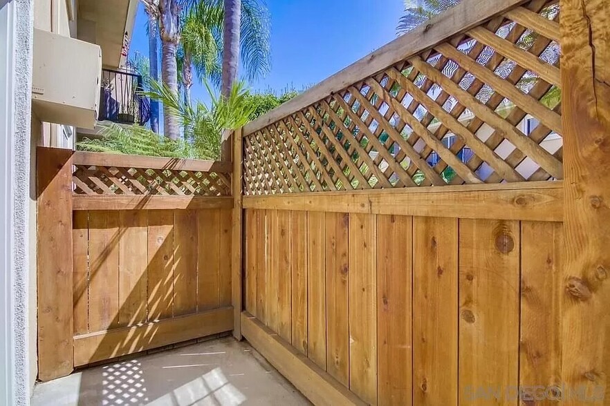 Private Patio - 4570 54th St