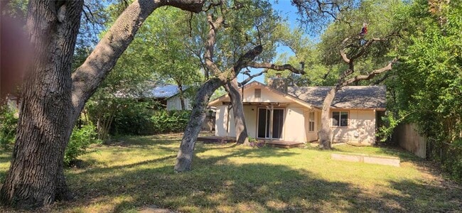 Building Photo - 5101 Meadow Creek Cove