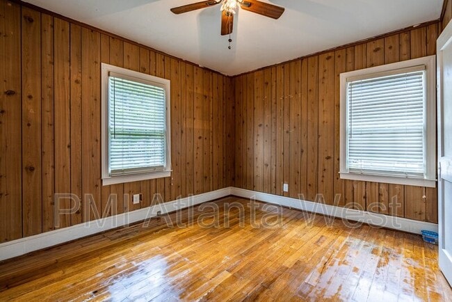 Building Photo - 2990 Jonquil Dr