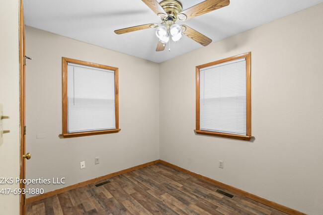 Bedroom 2 - 2224 W Bodeb St
