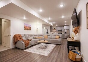 Building Photo - 1950 N 1250 W