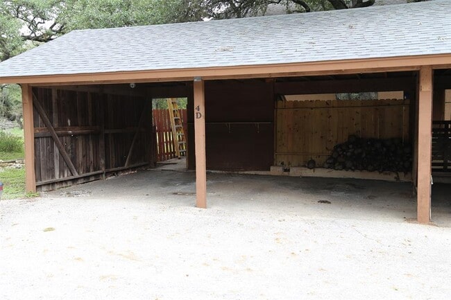 Building Photo - 4 Deerfield Dr