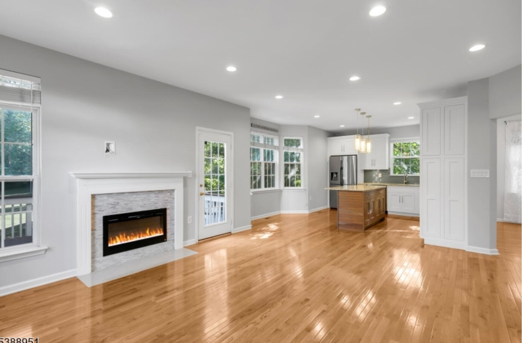 Building Photo - 22 Honeyman Rd