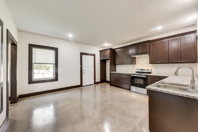Building Photo - Longhorn Ranch-Barndo Community-Half Acre ...