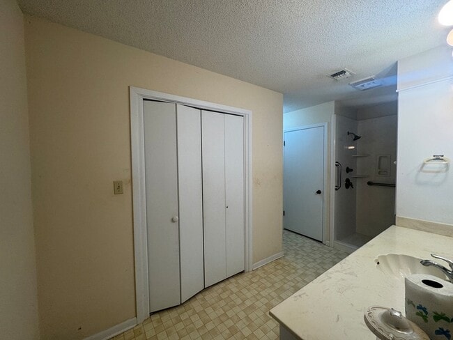 Building Photo - 1331 Co Rd 313