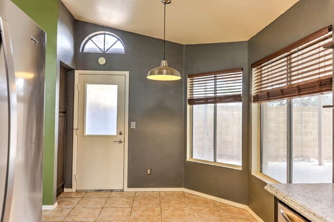 Building Photo - $1,000 Move-In Credit - Mission View off Valencia. Cardinal and Los Reales Rd