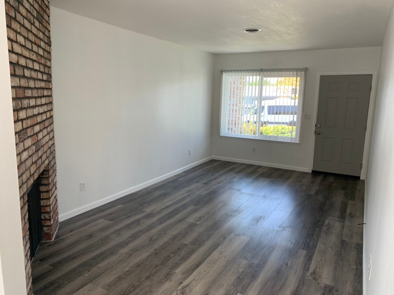 Building Photo - 6412 -6414 Terra way