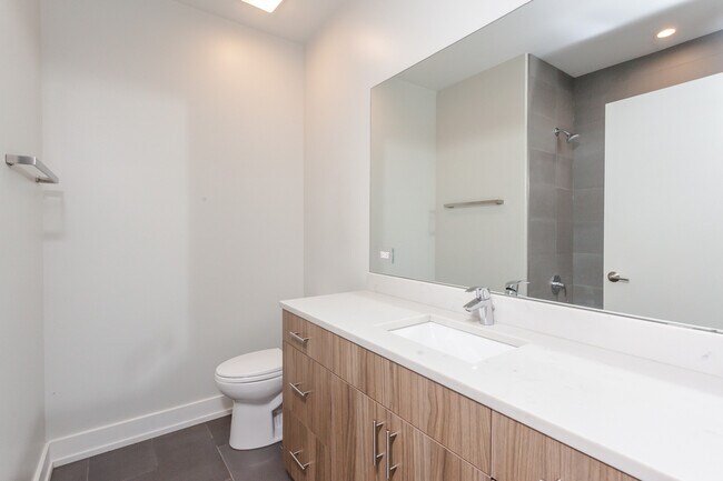 Building Photo - 2111 S Halsted St