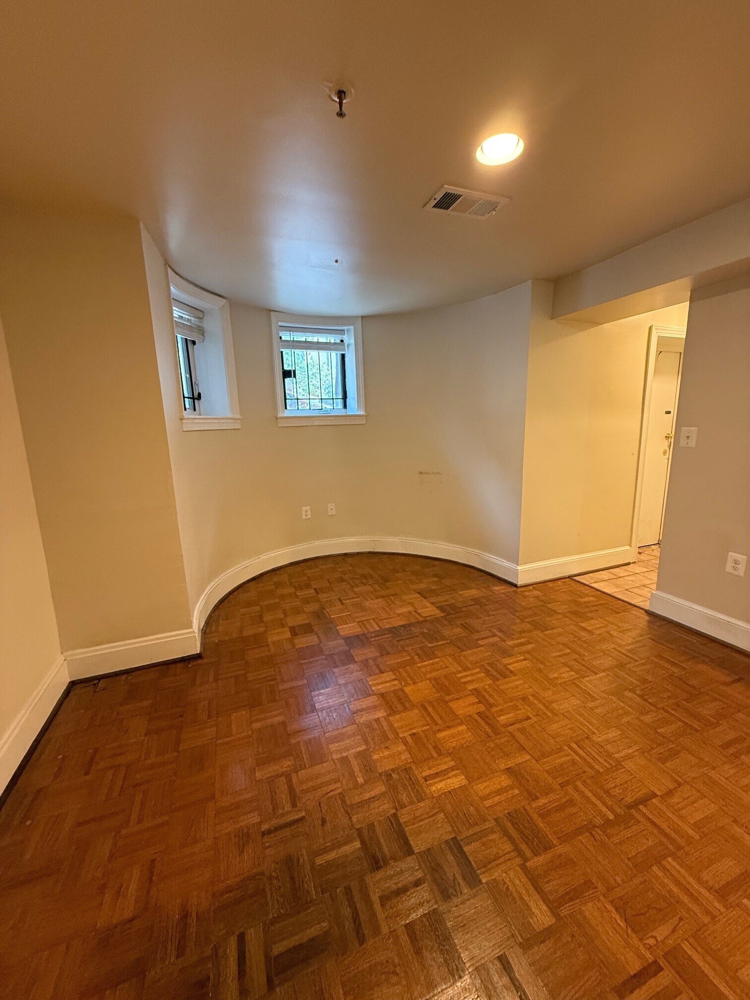 Building Photo - 1506 21st St NW