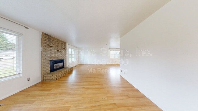 Building Photo - 2314 SE 53rd Ave