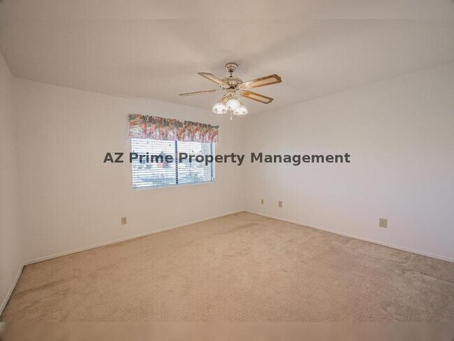 Building Photo - 5807 W Acoma Dr