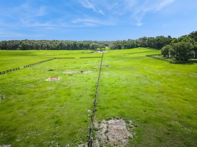 Building Photo - 35520 Timbertop Ln