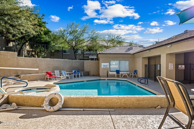 Building Photo - 1716 W Cortez St