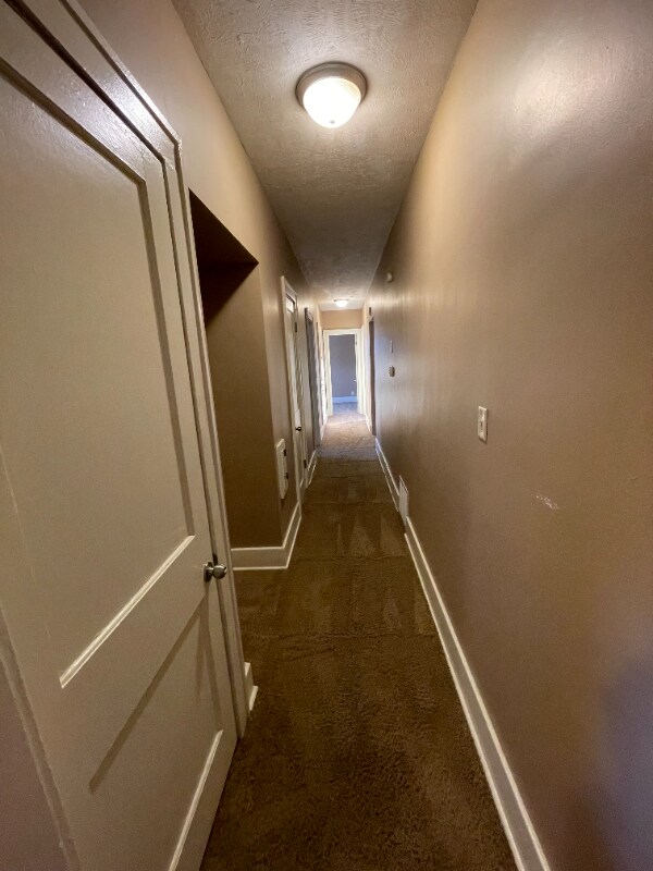 Building Photo - 1418 S 17th St