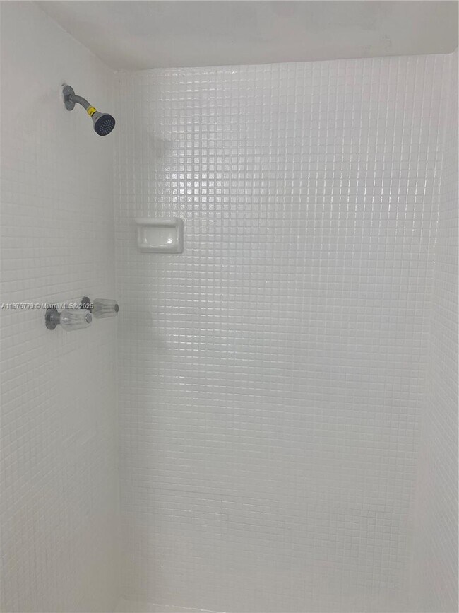 Building Photo - 486 NW 165th St