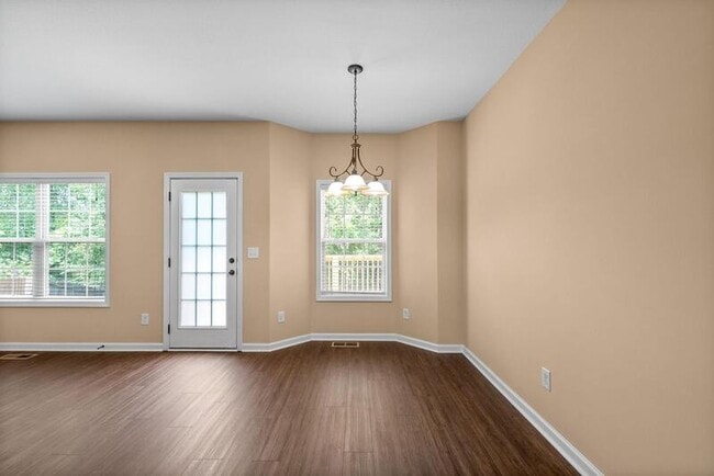 Building Photo - 1313 Allmon Dr
