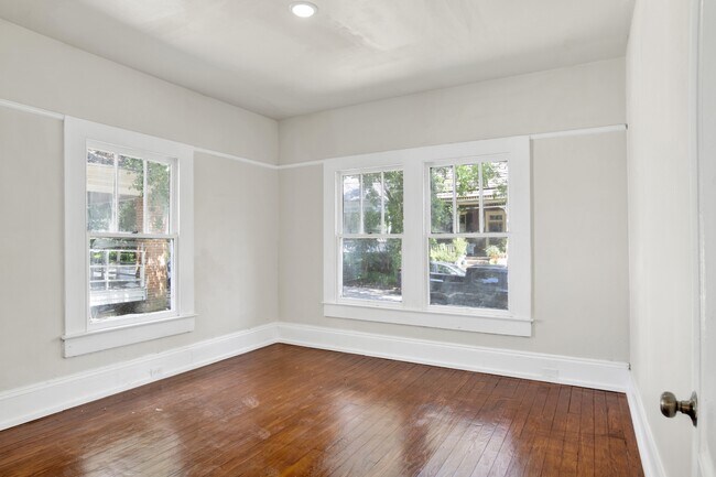 Building Photo - 1157 New St Francis St