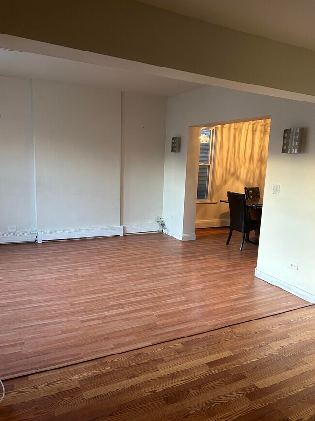 Building Photo - 172 Virginia Ave