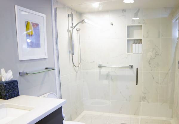 Building Photo - 3920 SE Grant St