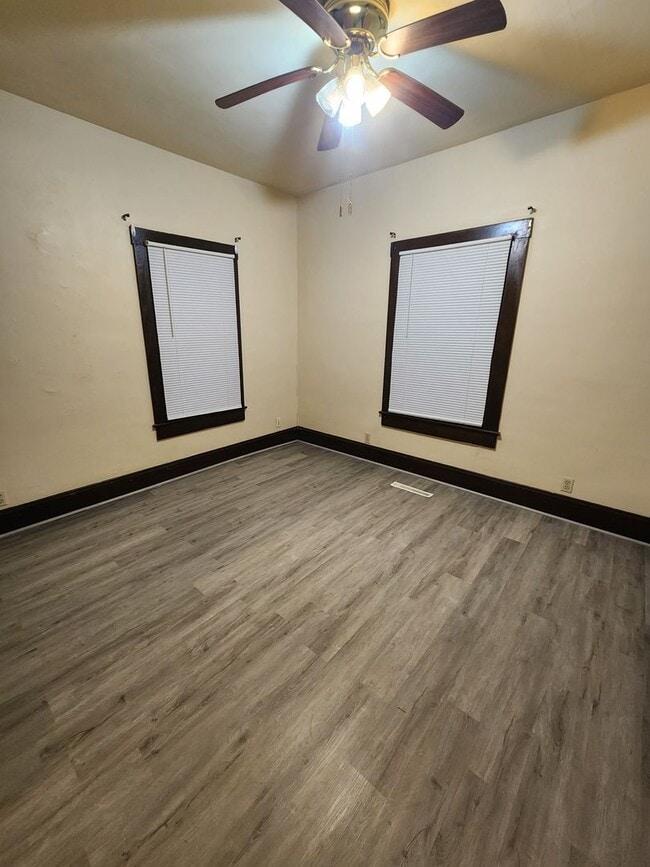 Building Photo - 1525 2nd St