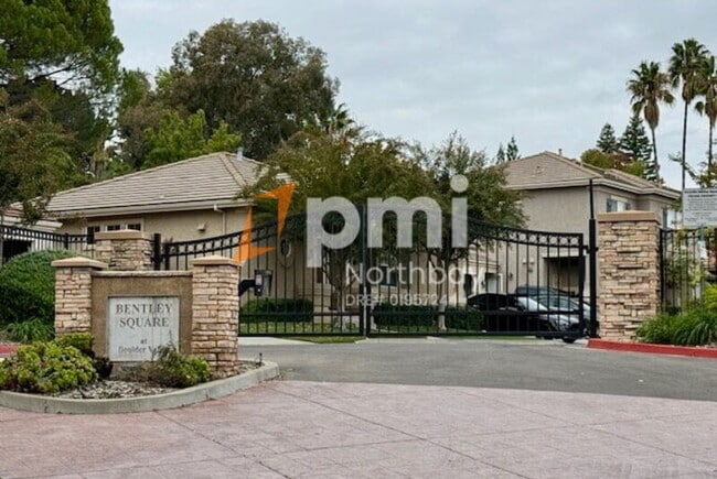 Building Photo - 424 Endberg Dr