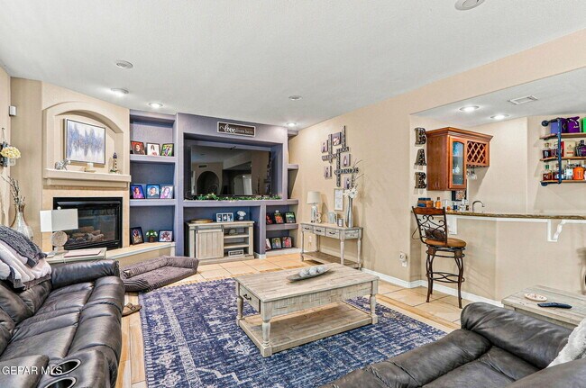 Building Photo - 13566 Emerald Coast Ln