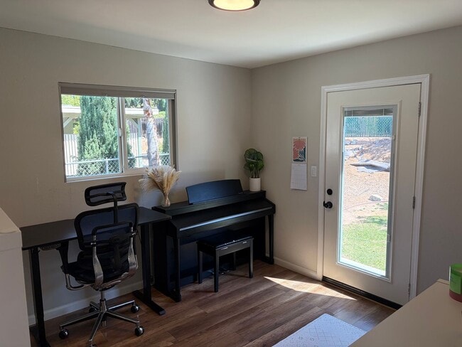 Building Photo - 808 Laurelwood Ct