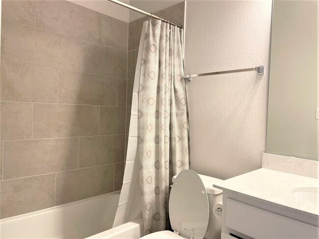 Building Photo - 156 Santa Maria St