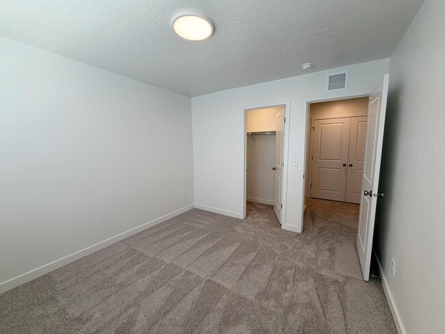Building Photo - 502 S 1140 W