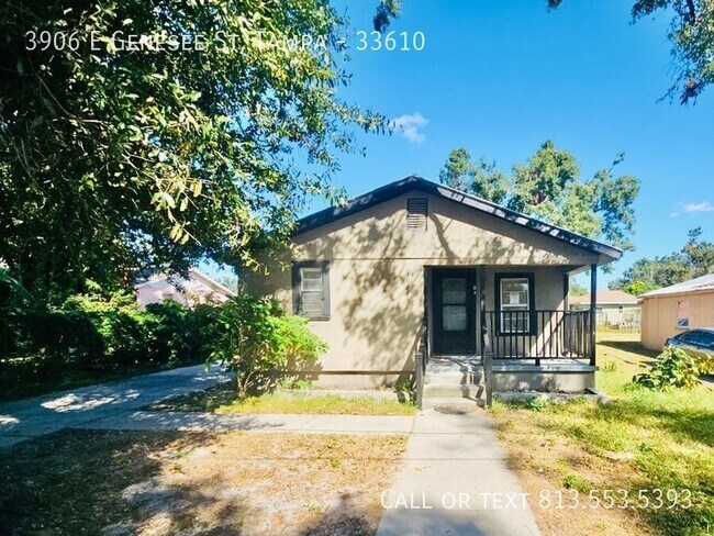 Primary Photo - 3906 E Genesee St