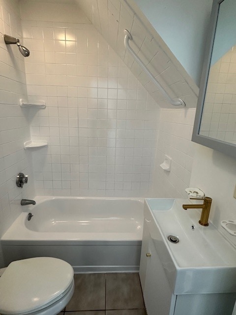 Building Photo - 7 Imrie Rd