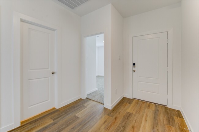 Building Photo - 9027 Rose Water Trl